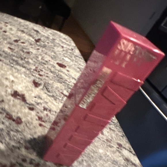 Maybelline superstay vinyl ink - coy lip gloss new in package - sealed - Picture 9 of 9